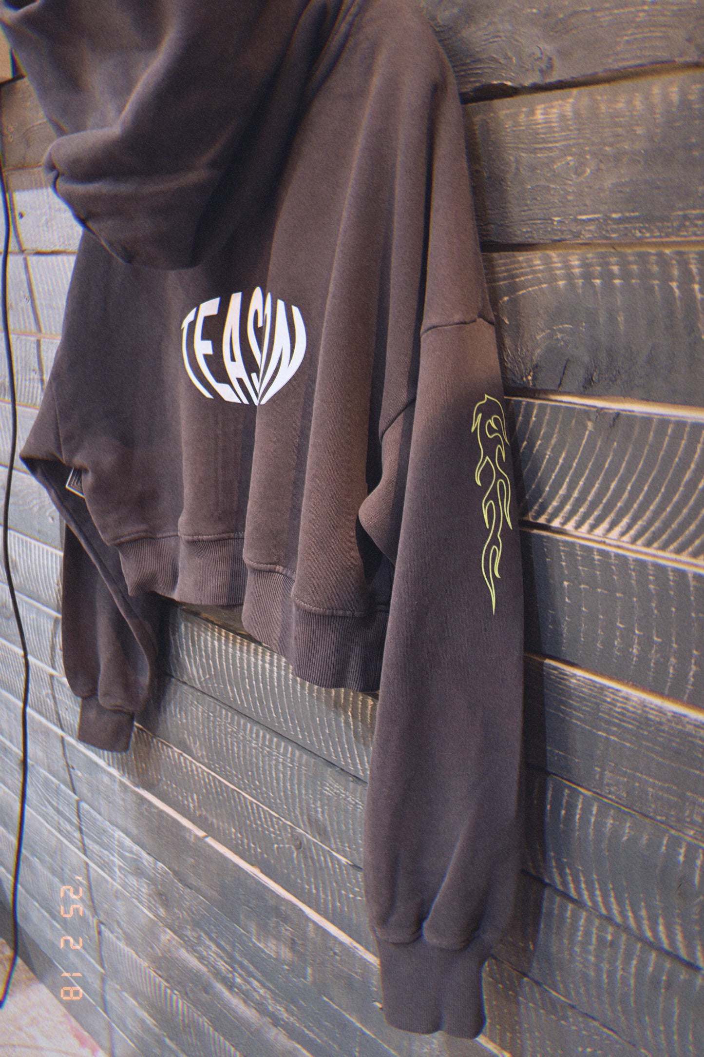 Crop Baggy Hoody Fisheye logo