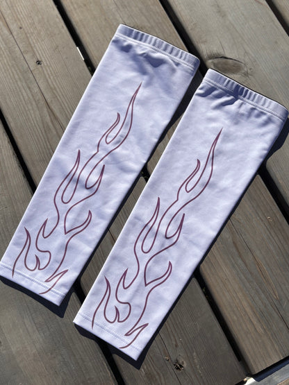 manchettes / sleeves / white / Flammes